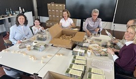 Vorbereitungsarbeiten - Die GlücksEier sind Handarbeit